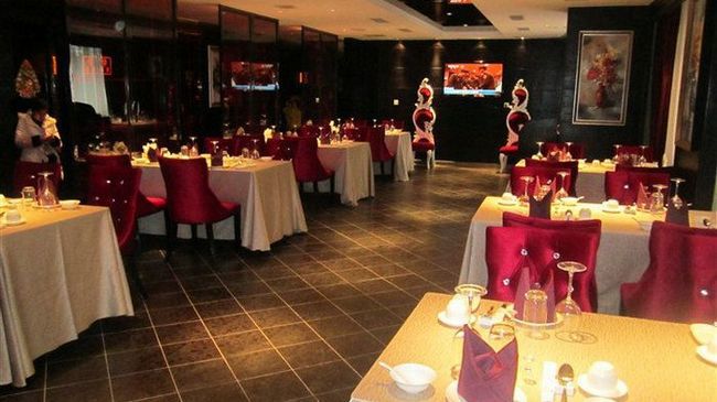 Jinshang Center Boutique Hotel Мяньян Ресторан фото